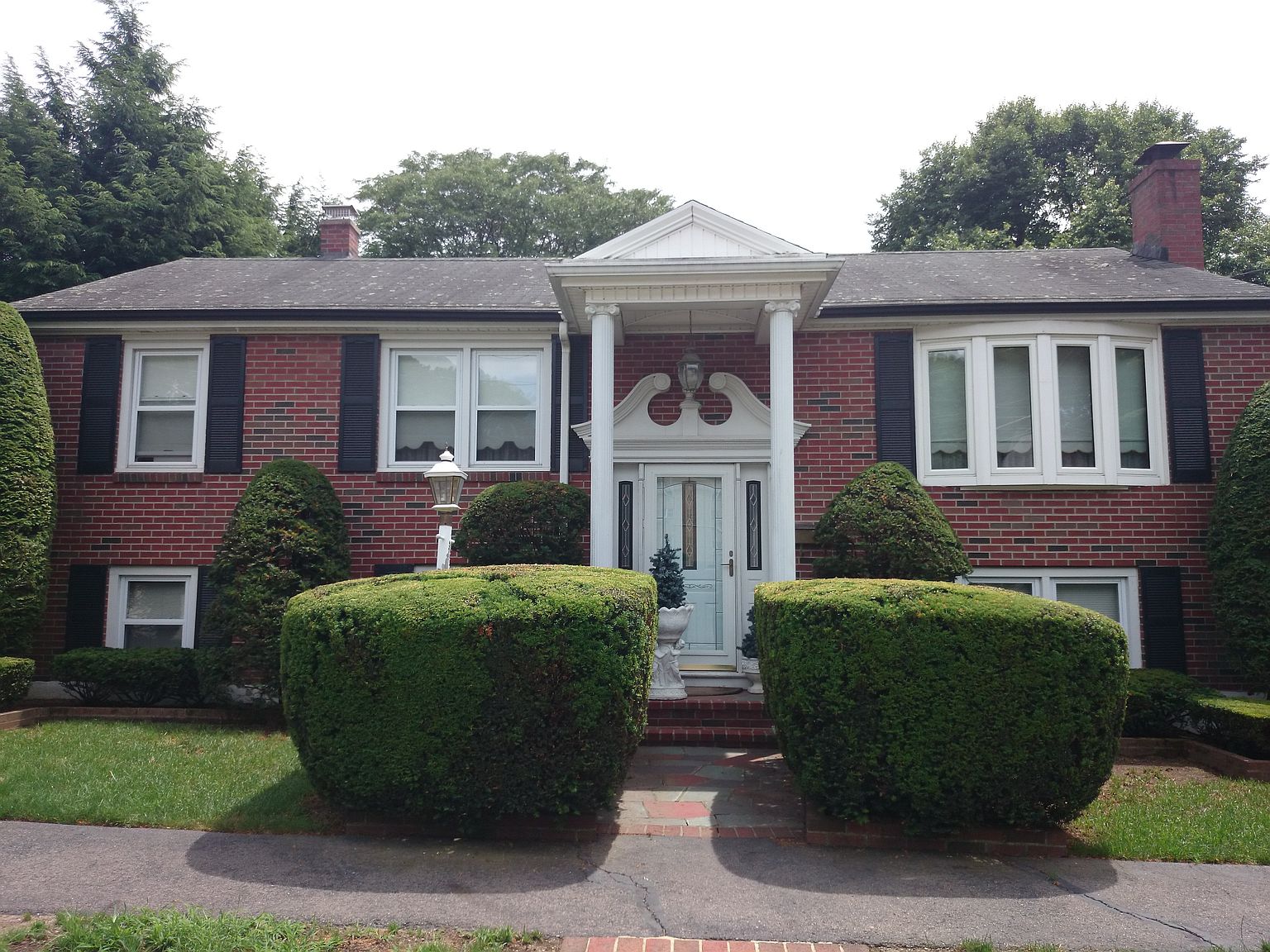 50 Running Brook Rd, West Roxbury, MA 02132
